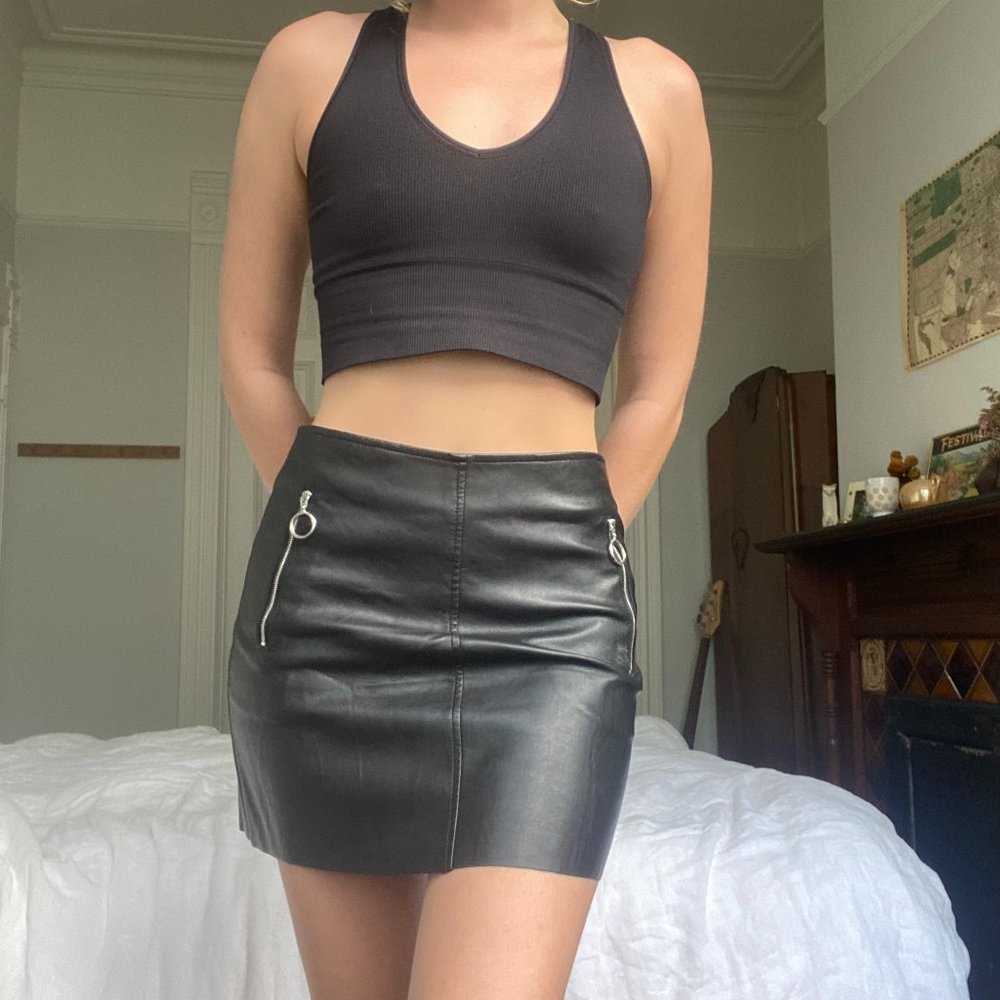 Forever 21 Faux Leather Mini Skirt with Silver Zippers Size M